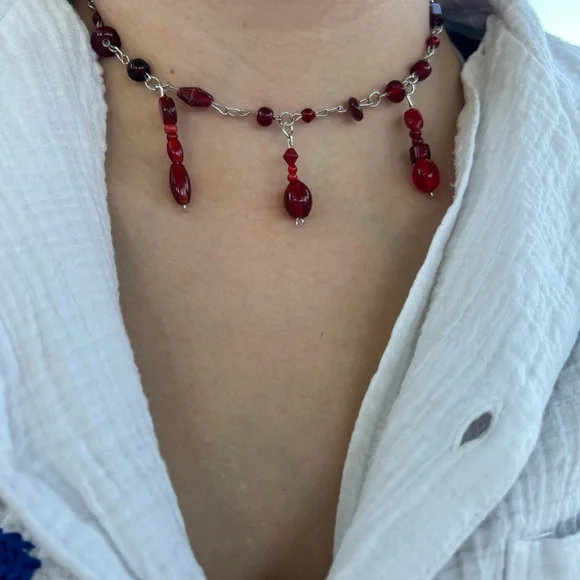 Blood Red Beaded Necklace - Picture 6 of 7